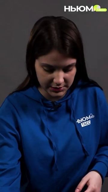 Собрать пирамиду из разных жидкостей? Легко! Включайте ролик, чтобы научиться. смотреть онлайн