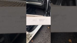 Замена салонного фильтра в Lada vesta . Используя советы Ве