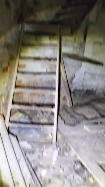 заброшенная водонапорная #башня 19-го века. с. Шпитьки смотреть онлайн