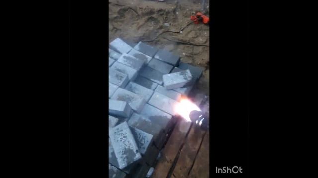 установка бордюров и брусчатки зимой смотреть онлайн