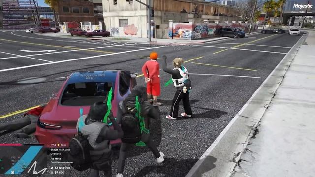 НОВИЧОК НАКАЗАЛ СЕМЕЙКУ НЕАДЕКВАТОВ в GTA 5 RP (семейка в? смотреть онлайн