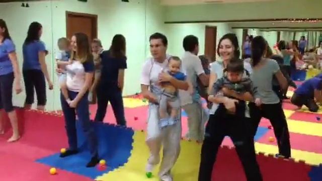 Увернуться от шарика