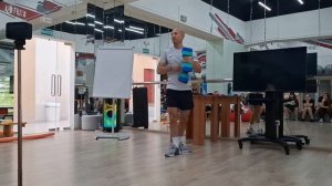 Аква гантели. Фрагмент воркшопа от Динара Зинатуллина.