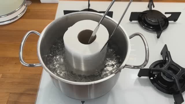 Вареная туалетная бумага смотри что получилось! смотреть онлайн