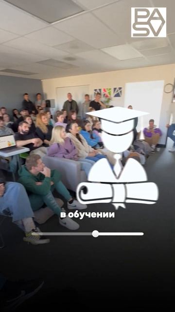 Python VS JavaScript - Что лучше? #it #shorts