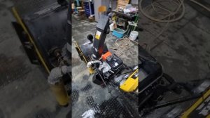 новый двигатель на снегоуборщик хутер 4100