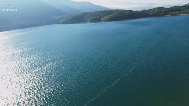 Chill & Luxe 🌴 Summer Deep House Remix 2025 _ Tropical Beast _ Deep House Pulse смотреть онлайн