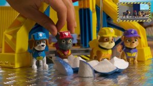 Крепыш и команда | Игрушки мастерят шар для боулинга с помощью НАСТОЯЩИХ клея и краски! | Nick Jr.