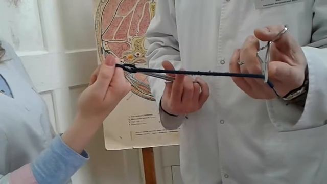 Топографическая анатомия. Аподактильный способ завязывания узлов смотреть онлайн