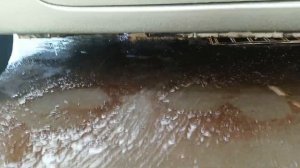 Промывка порогов автомобиля перед Антикоррозионный о