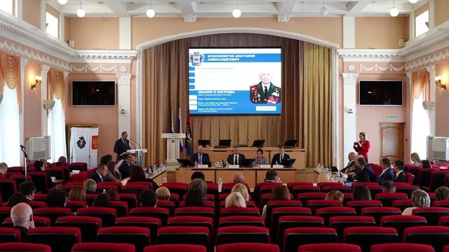 Депутаты выбрали нового Почетного гражданина смотреть онлайн