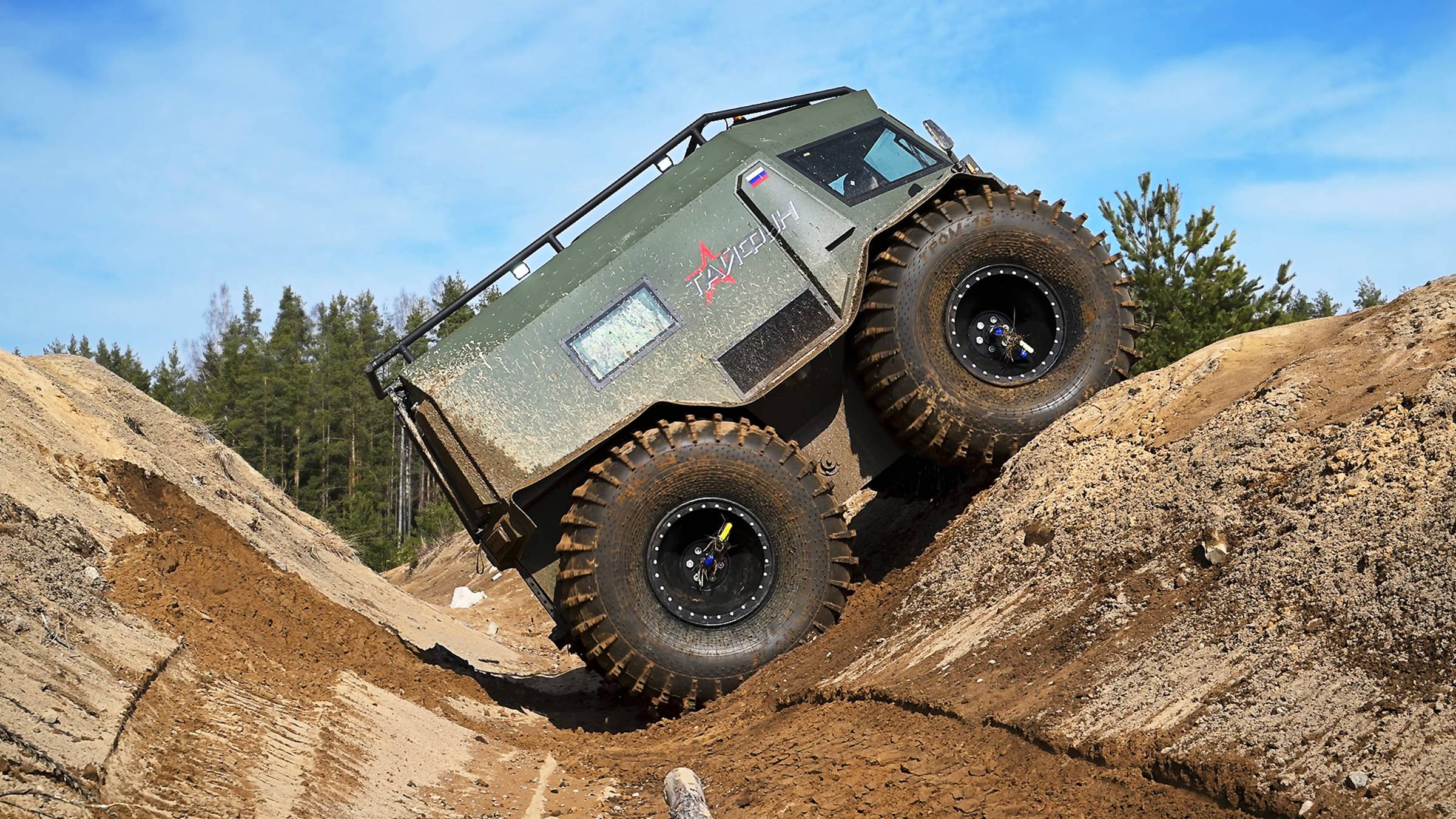 Обучение управлению вездеходом Тайфун: Нюансы и лайфхаки смотреть онлайн