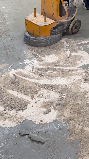 Демонтаж полимерного покрытия в гараже смотреть онлайн