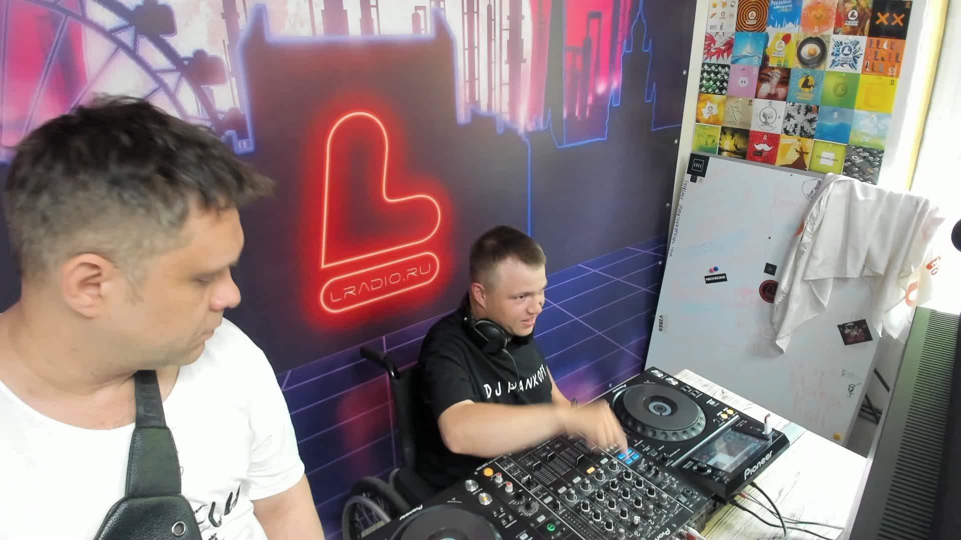 Живые игры 03.06.25 смотреть онлайн