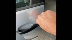 Снятие замка водительской двери на Фольксваген гольф