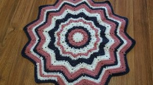 ЗАМЕЧАТЕЛЬНЫЙ КОВРИК крючком. МНОГОУГОЛЬНЫЙ КОВРИК.