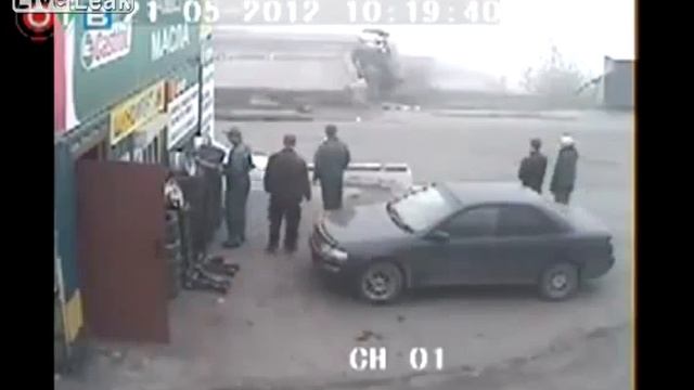 Absolutely Normal Car Crash In Russia | Абсолютно нормальное автокатастрофе в России