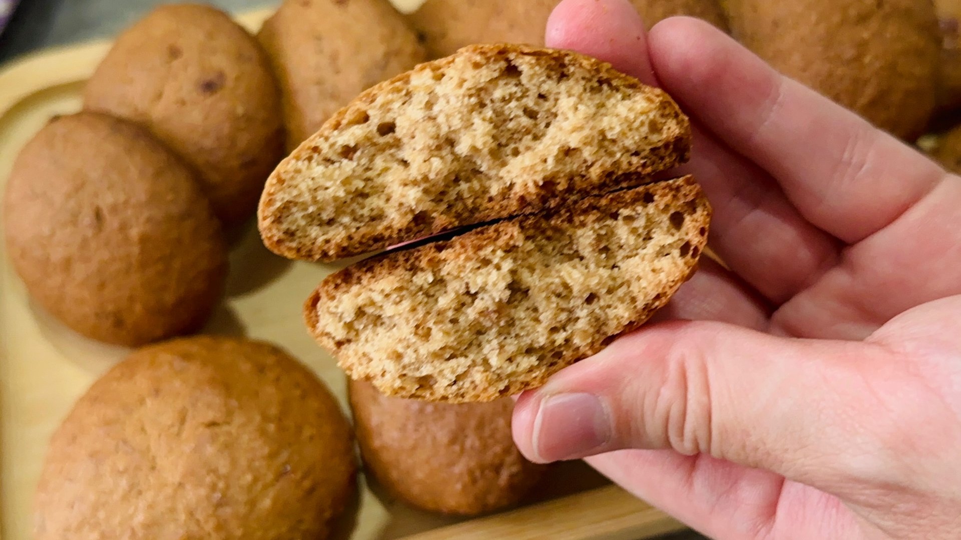 Овсяные печенья из овсяных хлопьев /Обалденный рецепт домашнего овсяного печенья - получается вкусно смотреть онлайн