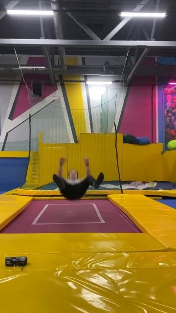 От попытки до успеха: полтора сальто вперёд на батуте