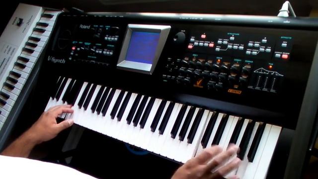 V-synth sampler version dj Sonidero смотреть онлайн