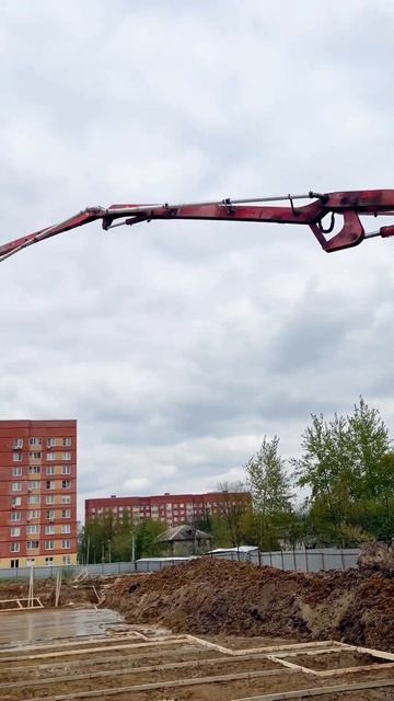 Подготовка под плиту #бетон #бетононасос #строительст?