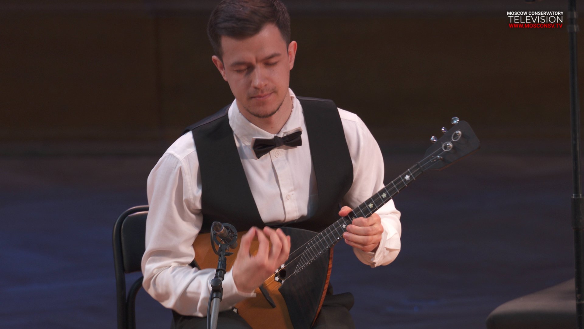 Вячеслав Худорожков (балалайка)
Концерт "Всероссийская декада выпускников творческих ВУЗов" смотреть онлайн