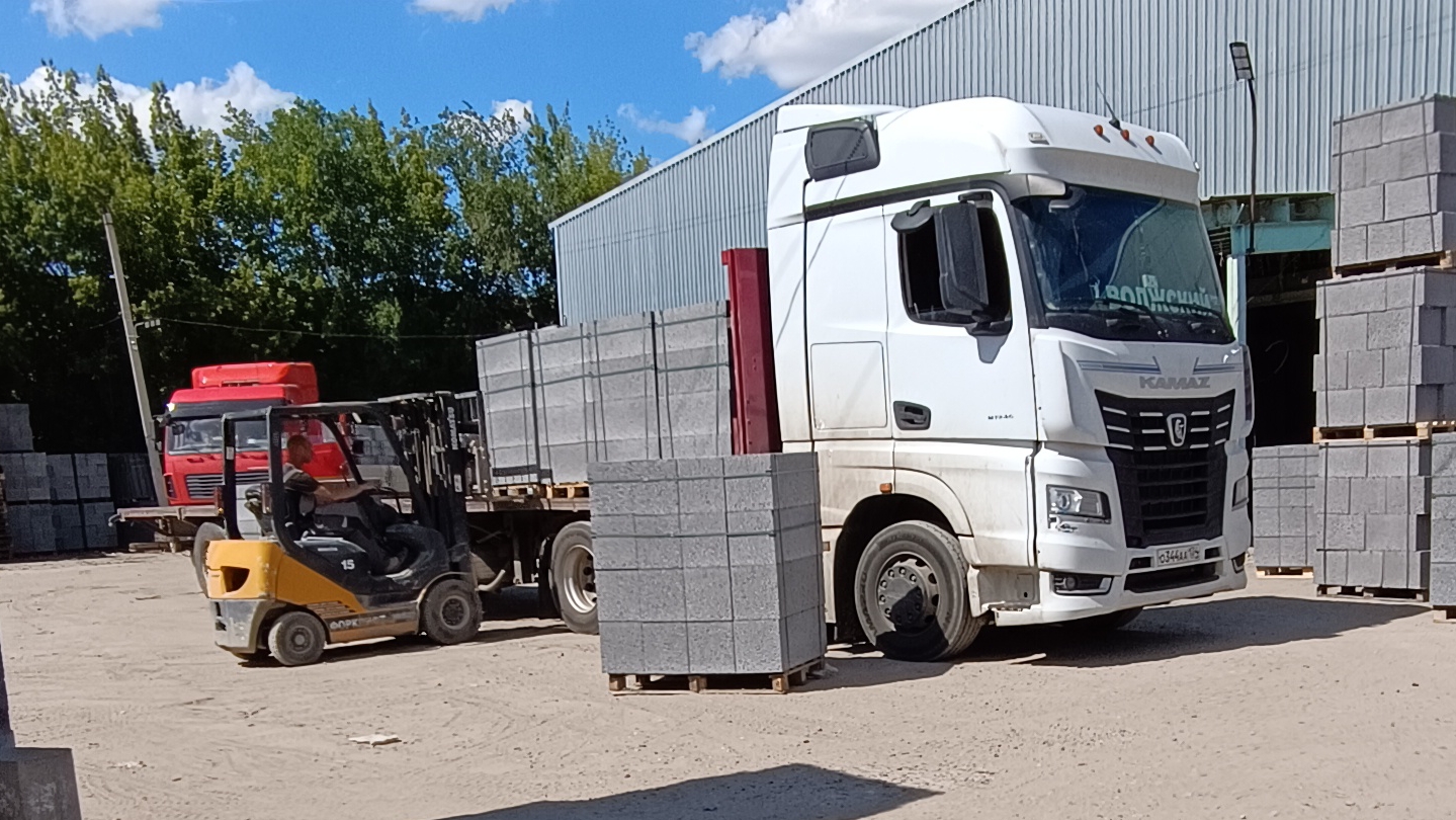 Сердце татарина остановилось / приключения на ровном месте / камаз 54901 конец мотору смотреть онлайн