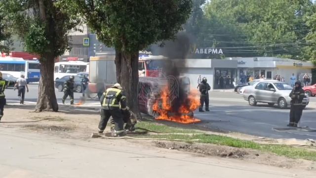 Процесс тушения автомобиля смотреть онлайн