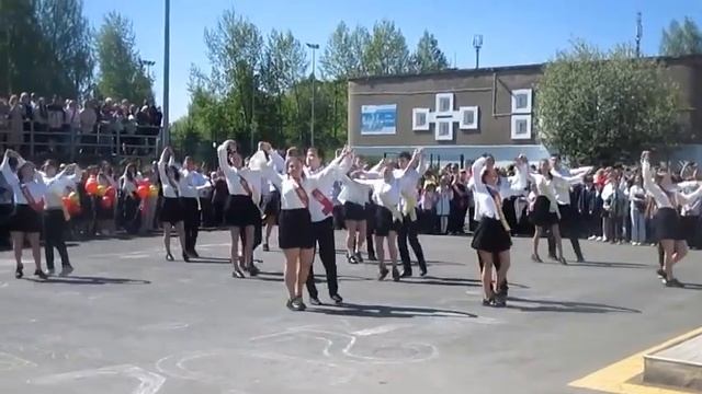 Русский вальс - поёт Юлиан смотреть онлайн