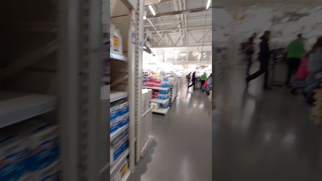 Обои в Leroy Merlin — 23 февраля 2024 ЕКАТЕРИНБУРГ #leroymerlin #росс