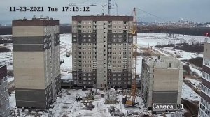 TimeLapse. Работа башенного крана кб 408.21. Монтаж панелей.