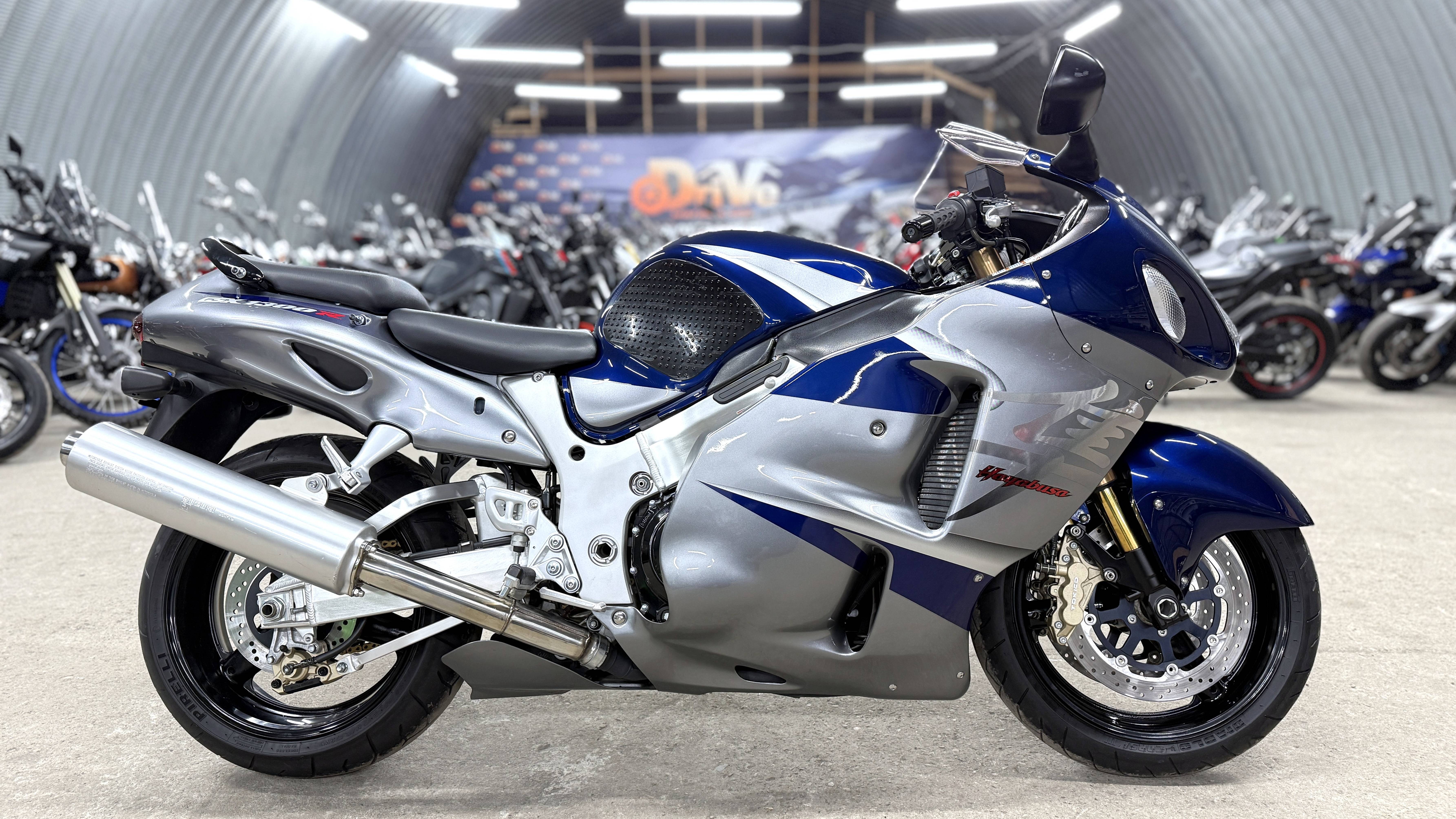 Обзор Suzuki GSX-R 1300 Hayabusa |В НАЛИЧИИ| смотреть онлайн