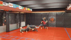 Грэпплинг базовый уровень, занятие 6 (проход в ноги чер