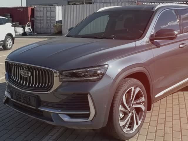 Geely Monjaro 4WD Flagship в сером цвете в Динамика Архангельск