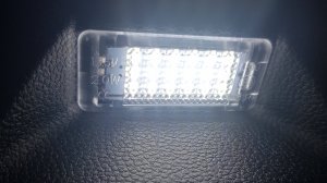 Замена фонаря освещения багажника Москвич-3