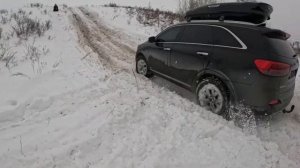 Как едет EXEED TXL, KIA SORENTO на бездорожье? Штурм горок с нива