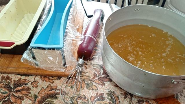 Устали, купили готовую еду. смотреть онлайн