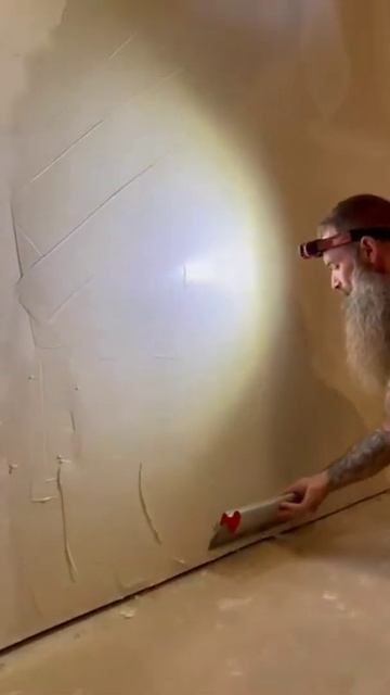 отделка потолка багет шпаклевка под покраску #shorts