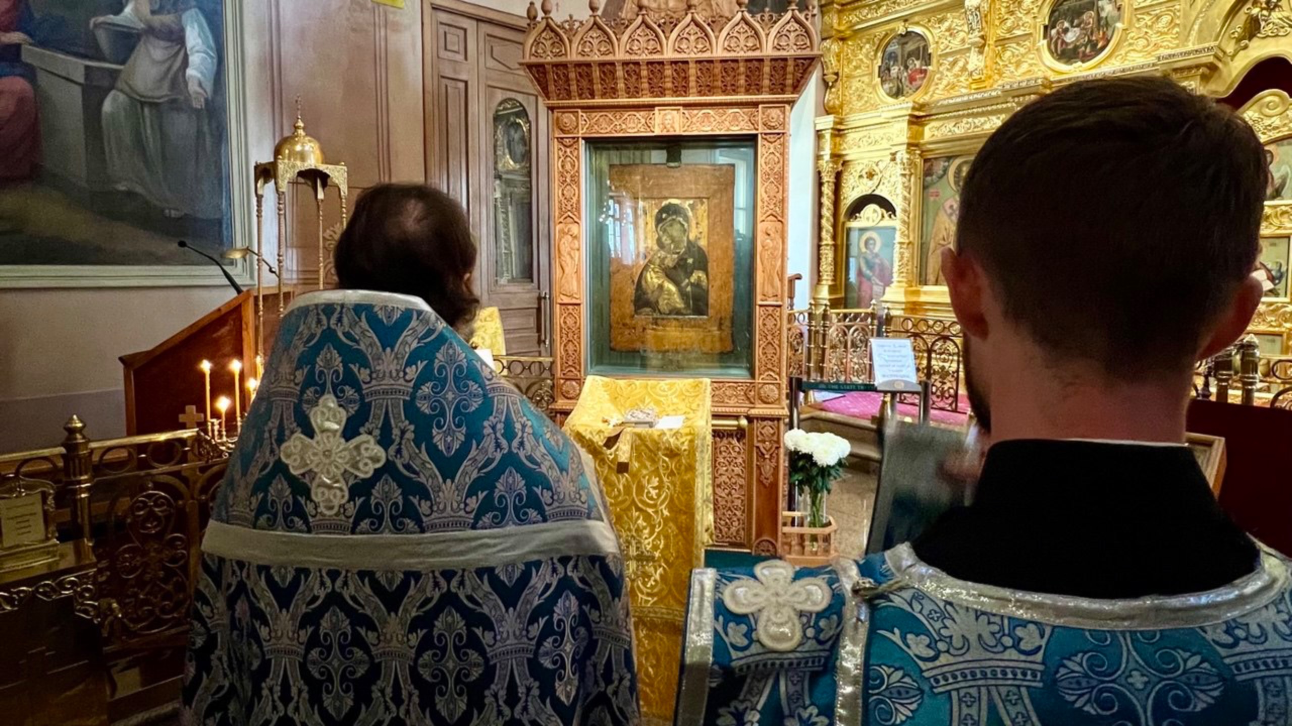 День Владимирской иконы Пресвятой Богородицы — отец Андрей Ткачёв смотреть онлайн