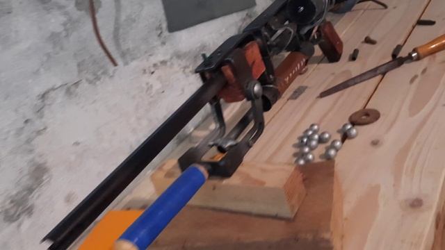 ТИХАРЬ из METRO EXODUS СВОИМИ РУКАМИ смотреть онлайн