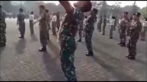 Буй Буй Автор песни Бактияр Токторов Танцует военнослужащий Khalwa Alya Nairi