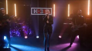 ANNA ASTI – Топит | ПРЕМЬЕРА! LIVE-выступление на Новом Радио