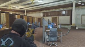 Франклин, Майкл и Тревор ограбили банк в Либерти-Сити ?
