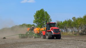 Посевная-2021. Трактор Кировец К-7 с посевным комплексом Amazone.