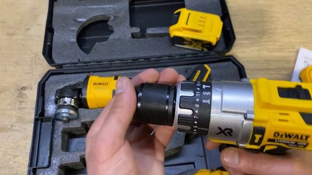 Набор инструментов DEWALT 2 в 1 аккумуляторный шуруповёрт смотреть онлайн