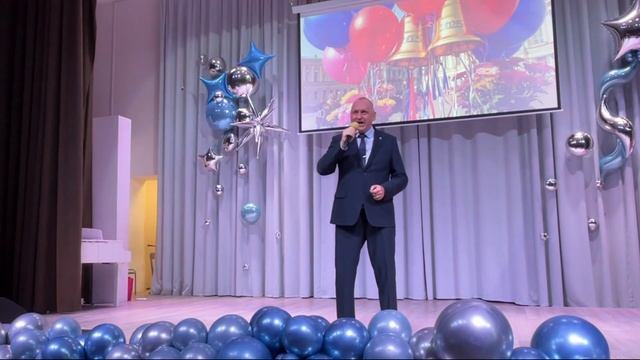 Дворик смотреть онлайн