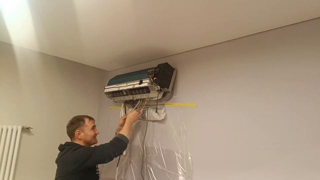 Монтаж внутреннего блока кондиционера! смотреть онлайн
