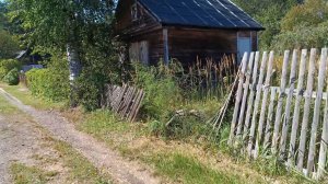 ВРЕМЯ ПО ДЕРЕВНЕ ХОДИТ НЕ СПЕША.