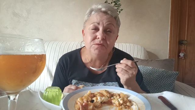 МУКБАНГ🇪🇦У КОгО что БОЛИТ о ТОМ и ГОВОРИТ..ЧТО-ТО ПОШ смотреть онлайн