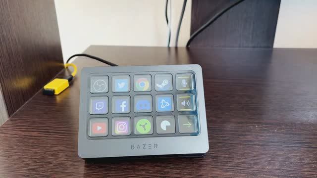 Обзор Razer Stream Controller X - секретное оружие стримера! Дешевле, чем Elgato Stream Deck. смотреть онлайн